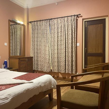 Hotel Valley View Inn Nagarkot Exteriör bild
