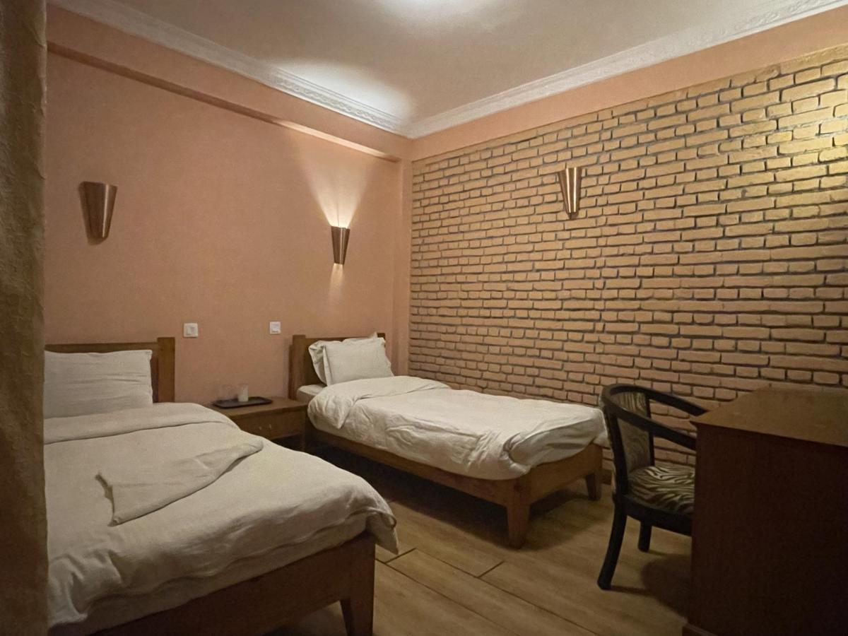 Hotel Valley View Inn Nagarkot Exteriör bild