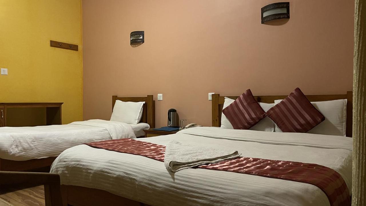 Hotel Valley View Inn Nagarkot Exteriör bild