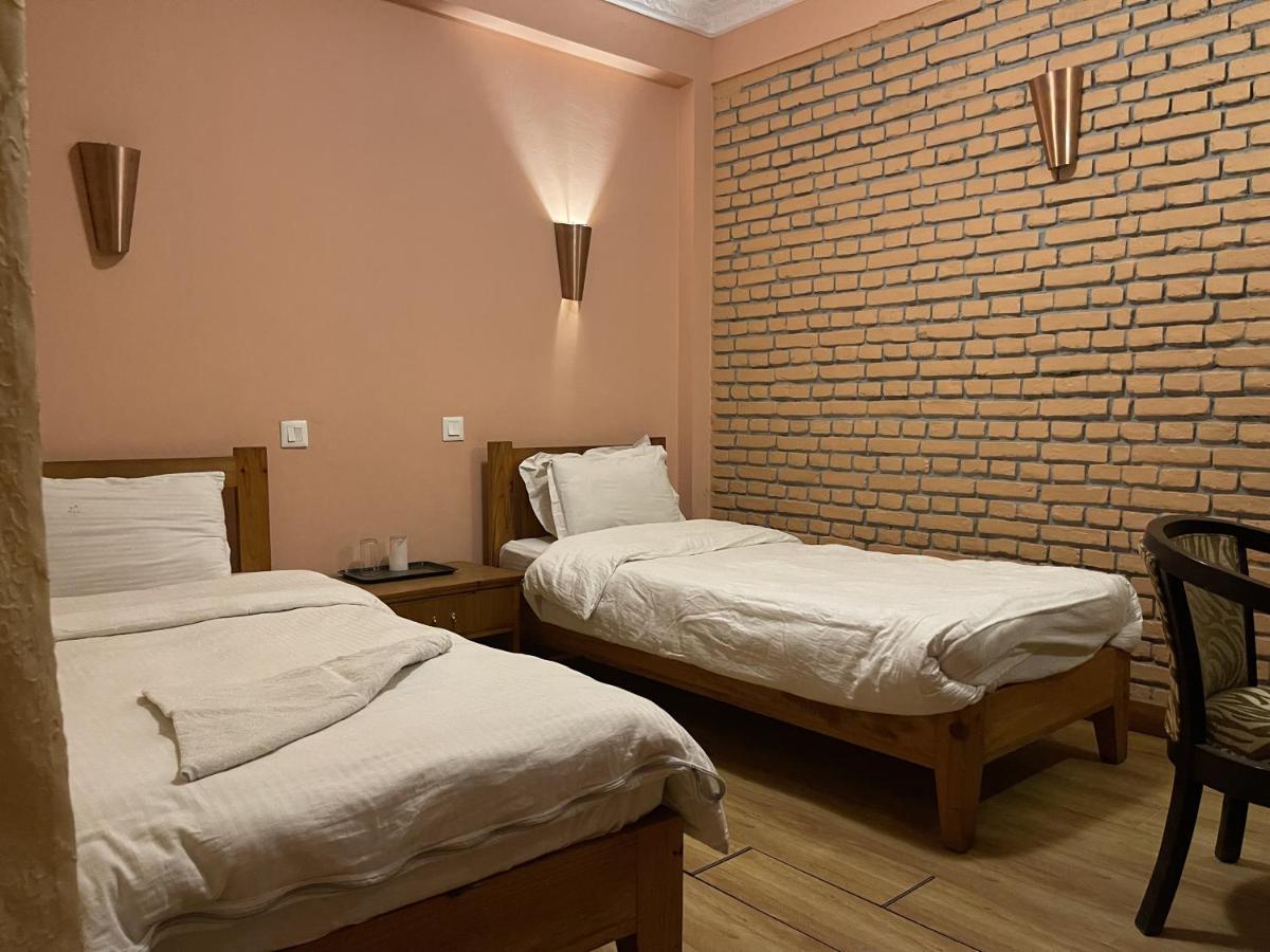 Hotel Valley View Inn Nagarkot Exteriör bild