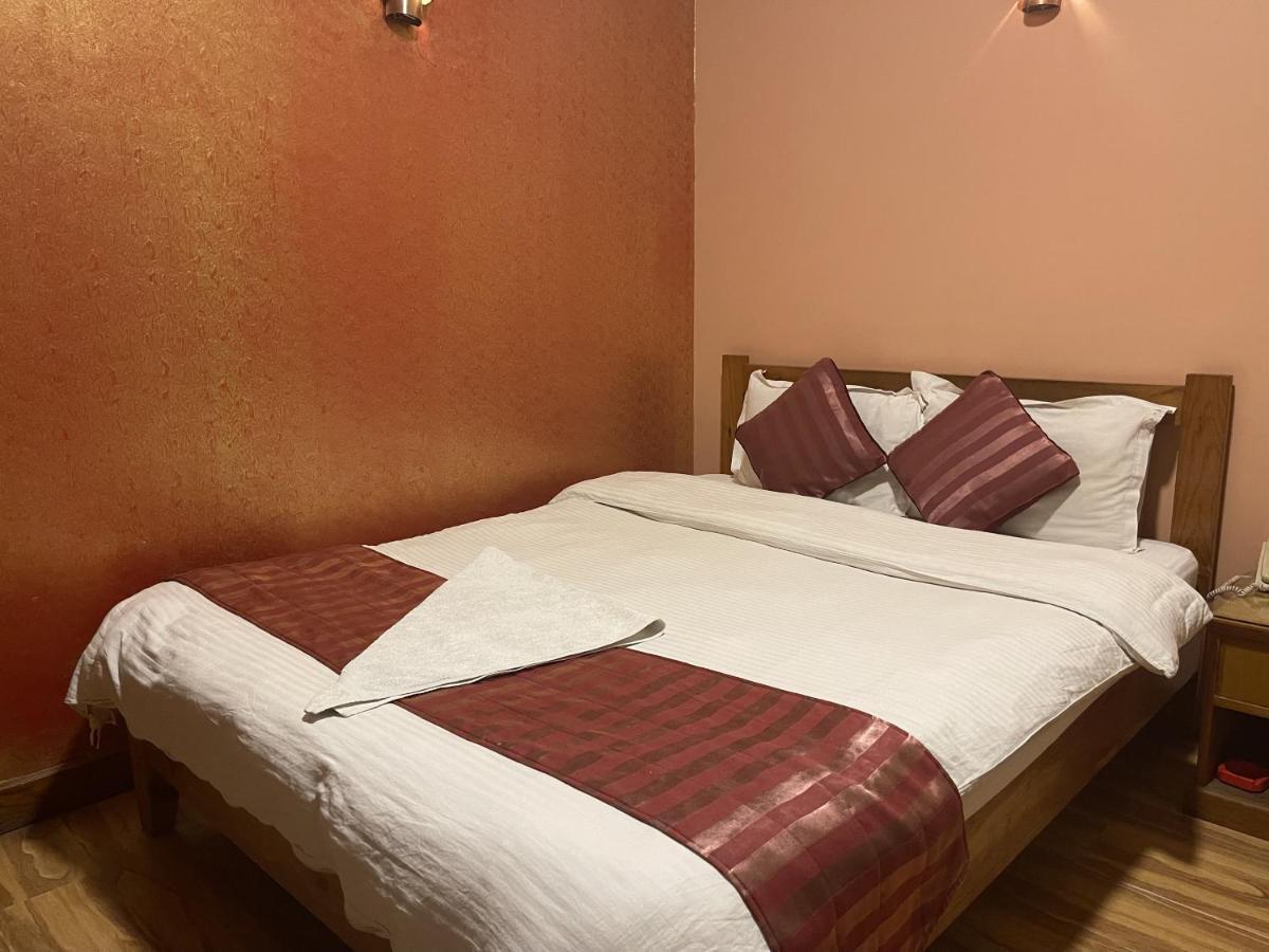 Hotel Valley View Inn Nagarkot Exteriör bild